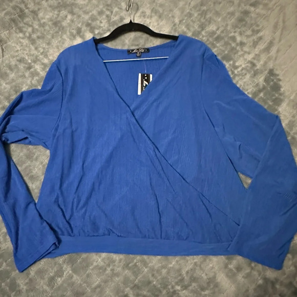 Miss Lili Blue Blouse - Size 3X- NWT - Picture 3 of 4